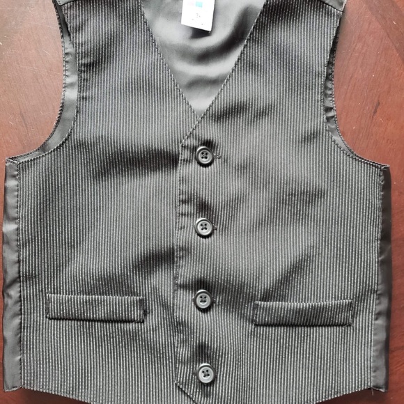 Blue button down with vest - Picture 5 of 8